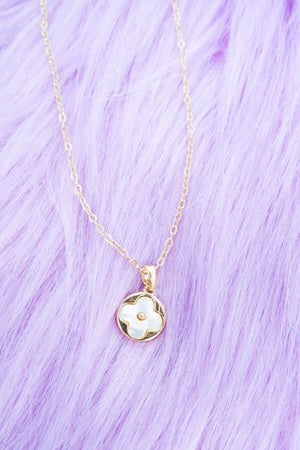SHINY LUXE FLORA & FAME WHITE & GOLDTONE NECKLACE