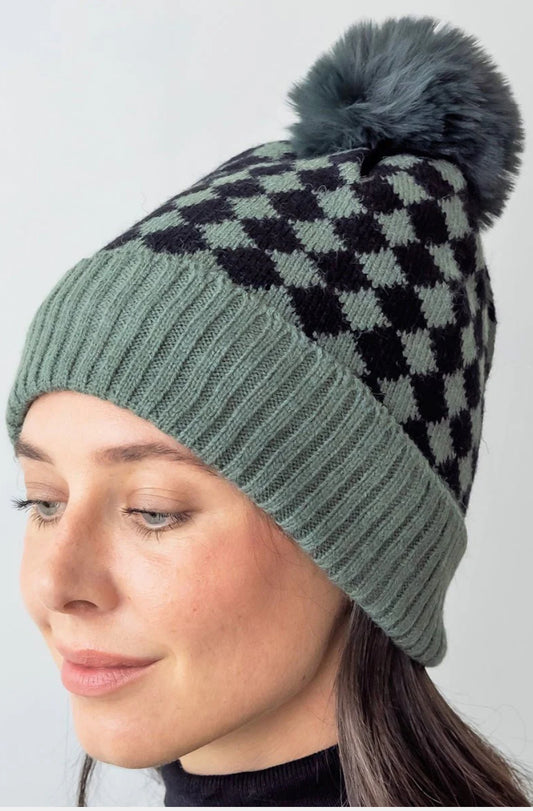 BE CLEVER CEDAR CREST POM POM BEANIE, OLIVE