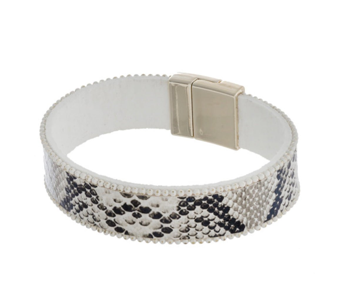 Magnetic navy, purple & gold leather bracelet 105 - Anchor Fusion Boutique