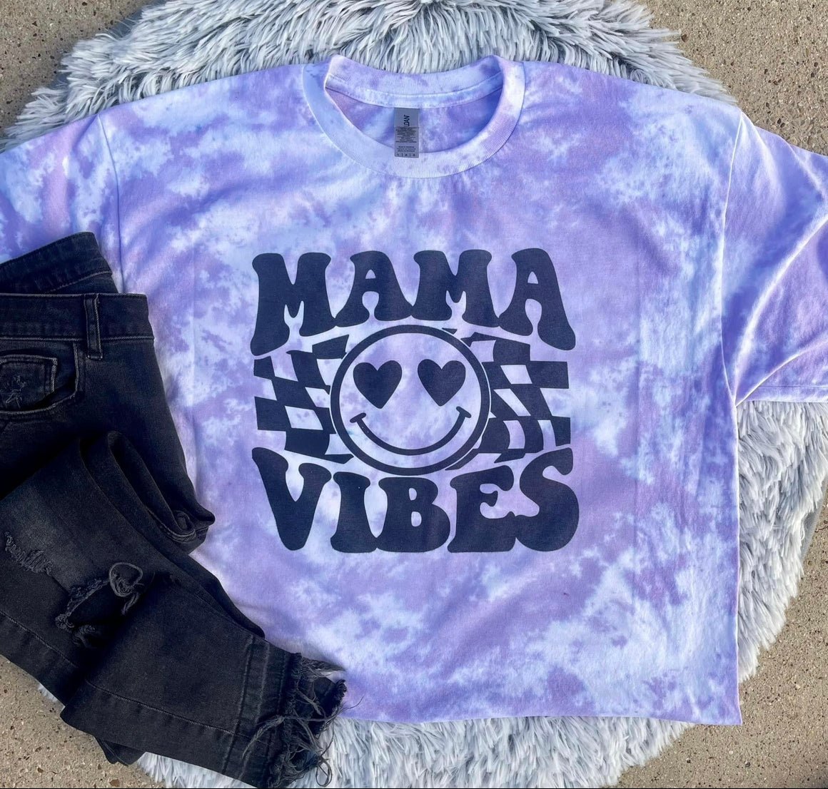 Mama Vibes Smile Tee - Anchor Fusion Boutique