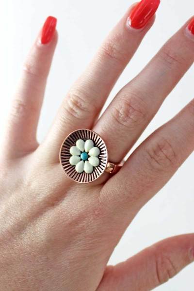 White Flower Coppertone Ring
