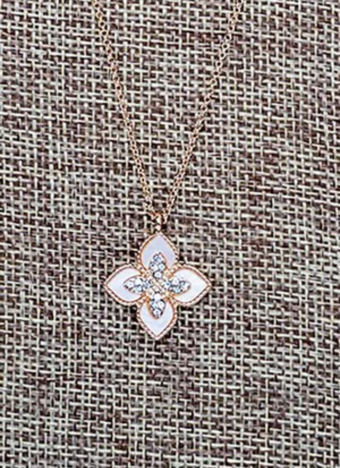 WHISPERING FLEUR GOLDTONE NECKLACE