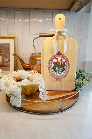 NEST & KNEAD HEN WOOD CUTTING BOARD