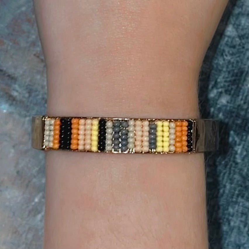 Colorful stretch bracelet 109