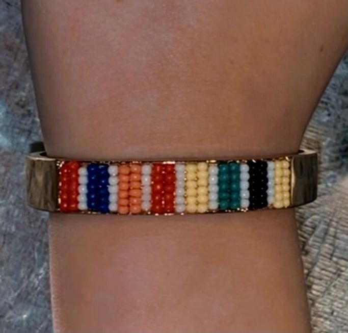 Colorful stretch bracelet 109