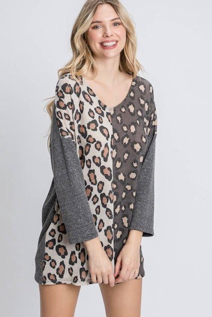 Duo Leopard Print Vneck Top